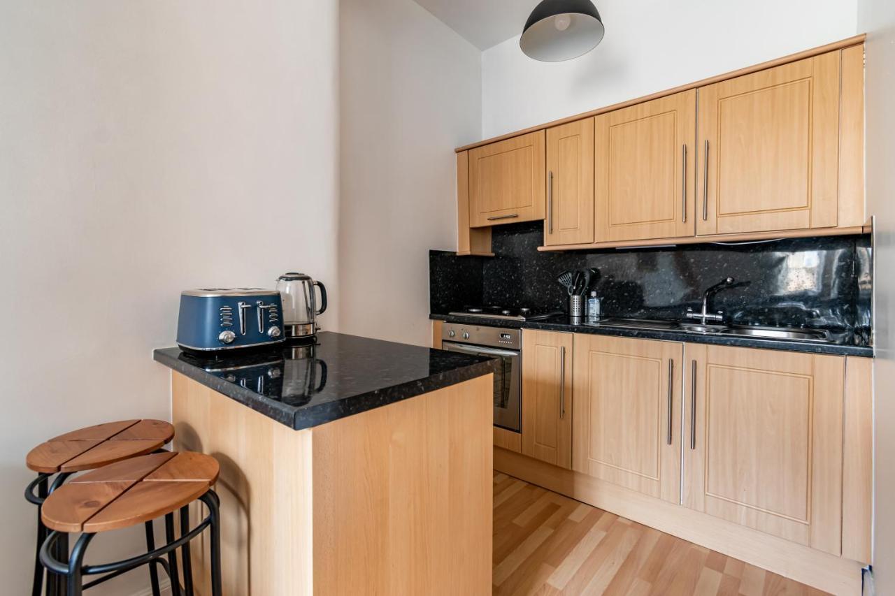 Amazing Apartments - Dalgety St - Near Holyrood Edinburgh Eksteriør billede