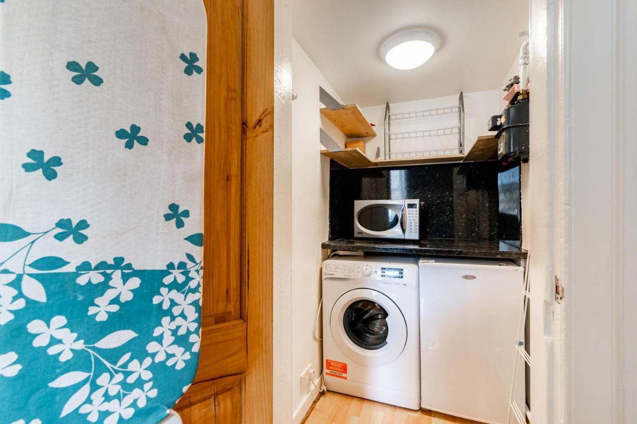 Amazing Apartments - Dalgety St - Near Holyrood Edinburgh Eksteriør billede