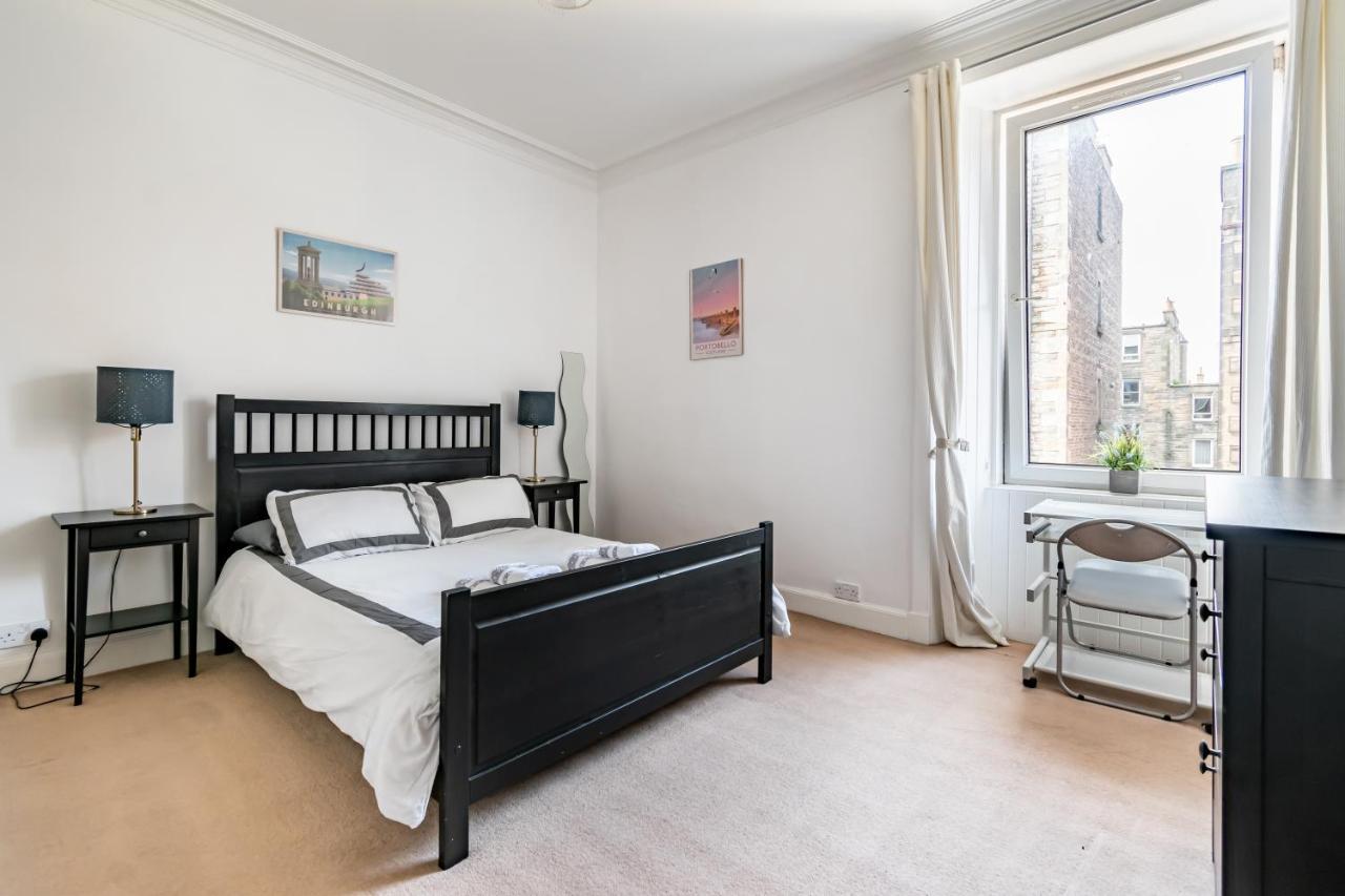 Amazing Apartments - Dalgety St - Near Holyrood Edinburgh Eksteriør billede